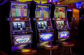 Meja Free Bet Blackjack live di pdtogel dengan host profesional